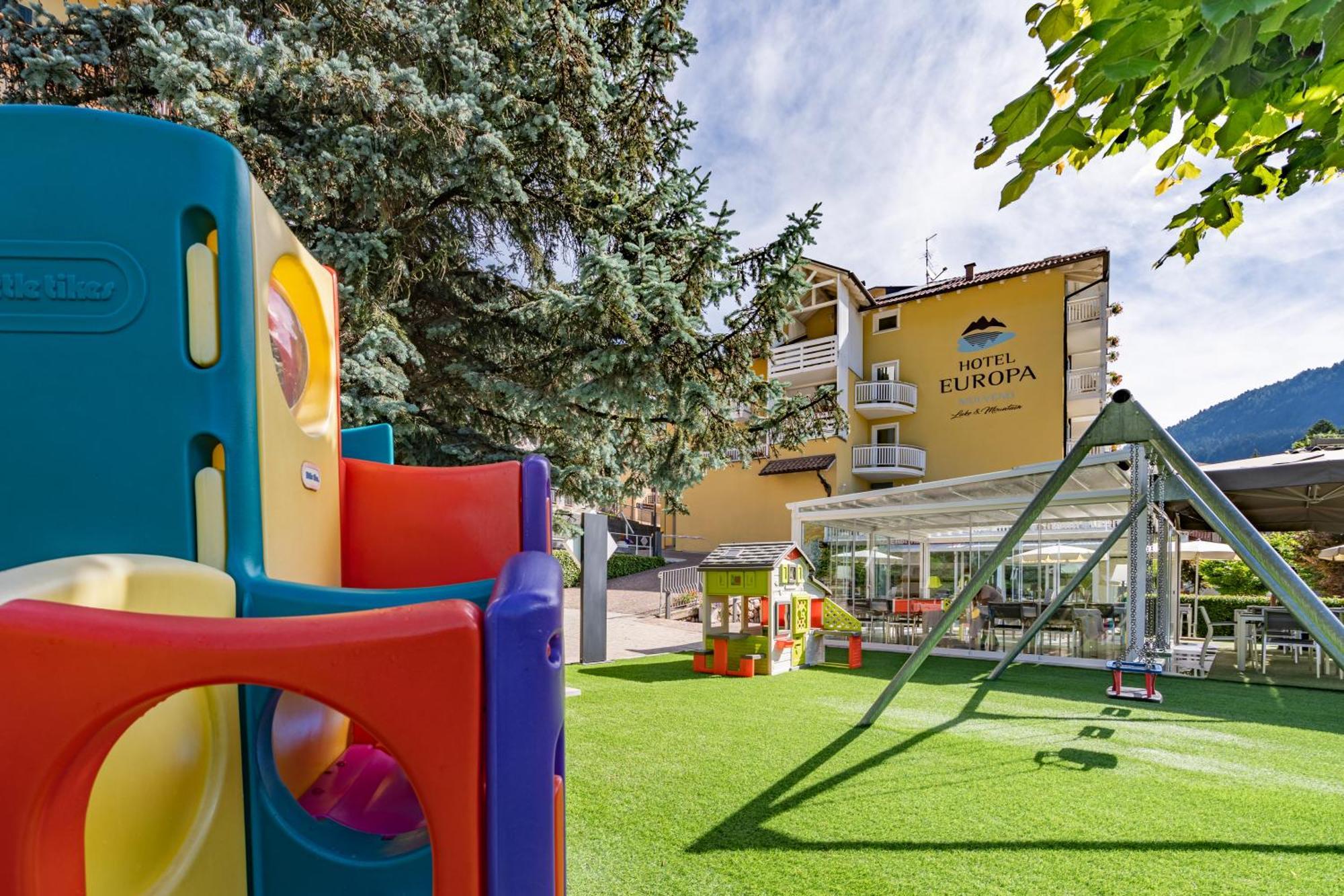 Hotel Europa Molveno Exterior foto
